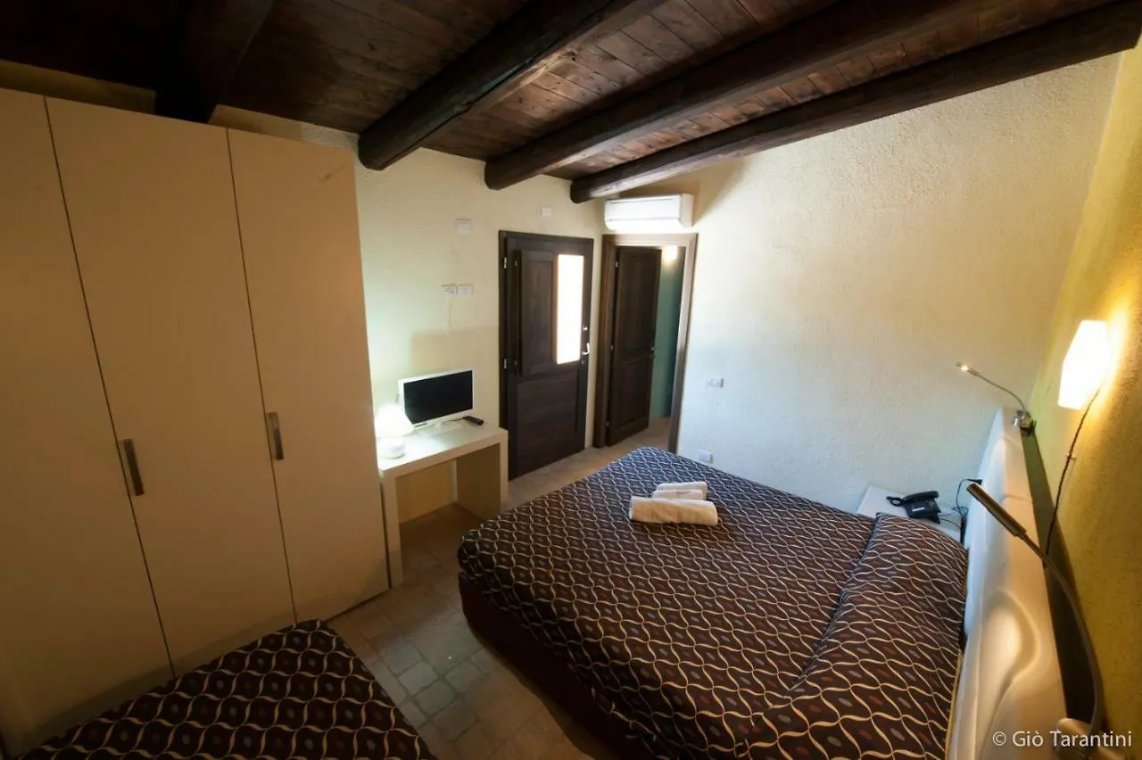 Liscia Country Relais Guest House Sant'Antonio di Gallura Italy